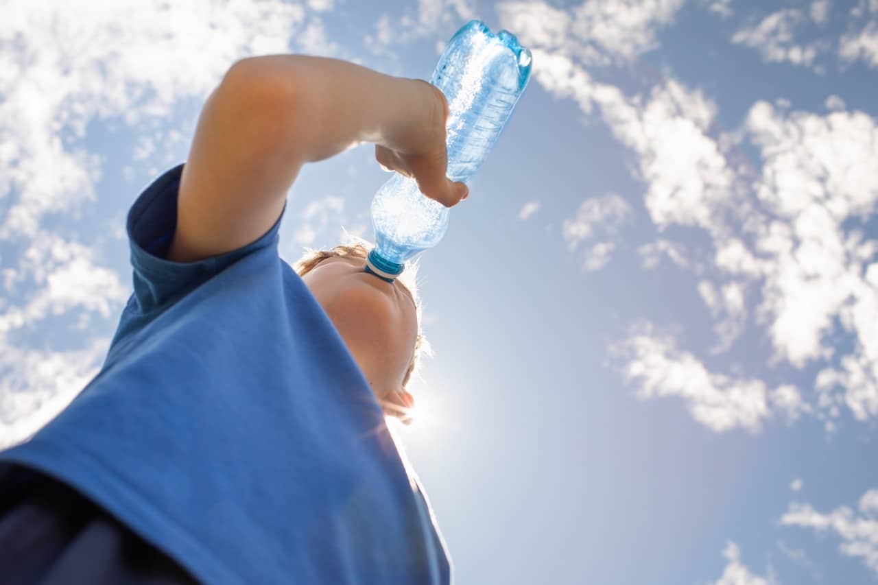 Signs of Dehydration in Kids Parents Often Miss | All Kidz